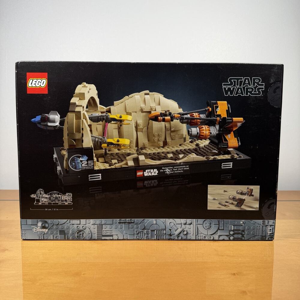 LEGO Star Wars Mos Espa Podrace 75380 NIB - Picture 2 of 4